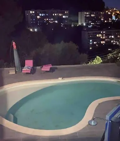 Avec Piscine Et Vue Magnifique Sur ניס