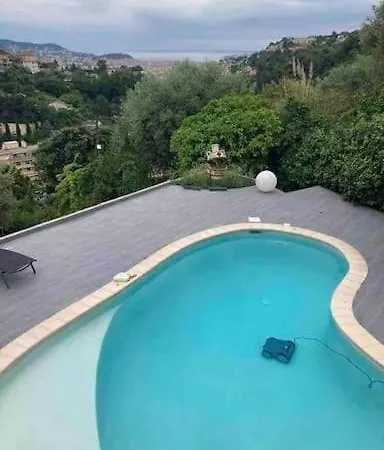 Avec Piscine Et Vue Magnifique Sur